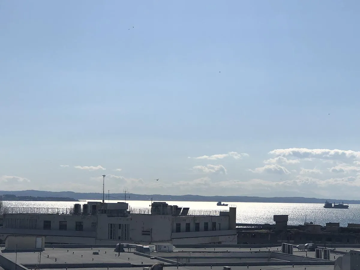 Office-Studio Theoxaris Θεσσαλονίκη 0*,