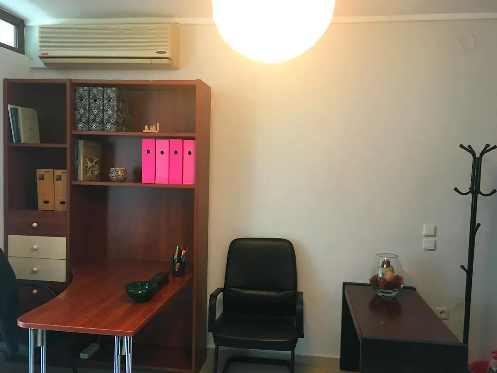 סלוניקי Office-Studio Theoxaris 0*,  יוון